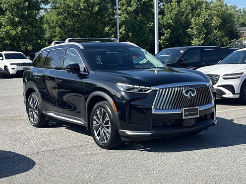 Used 2026 INFINITI QX60 Luxe w/ Family Package AWD/4WD image 6