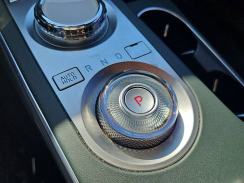 Used 2023 Genesis GV70 2.5T w/ Advanced Package image 22