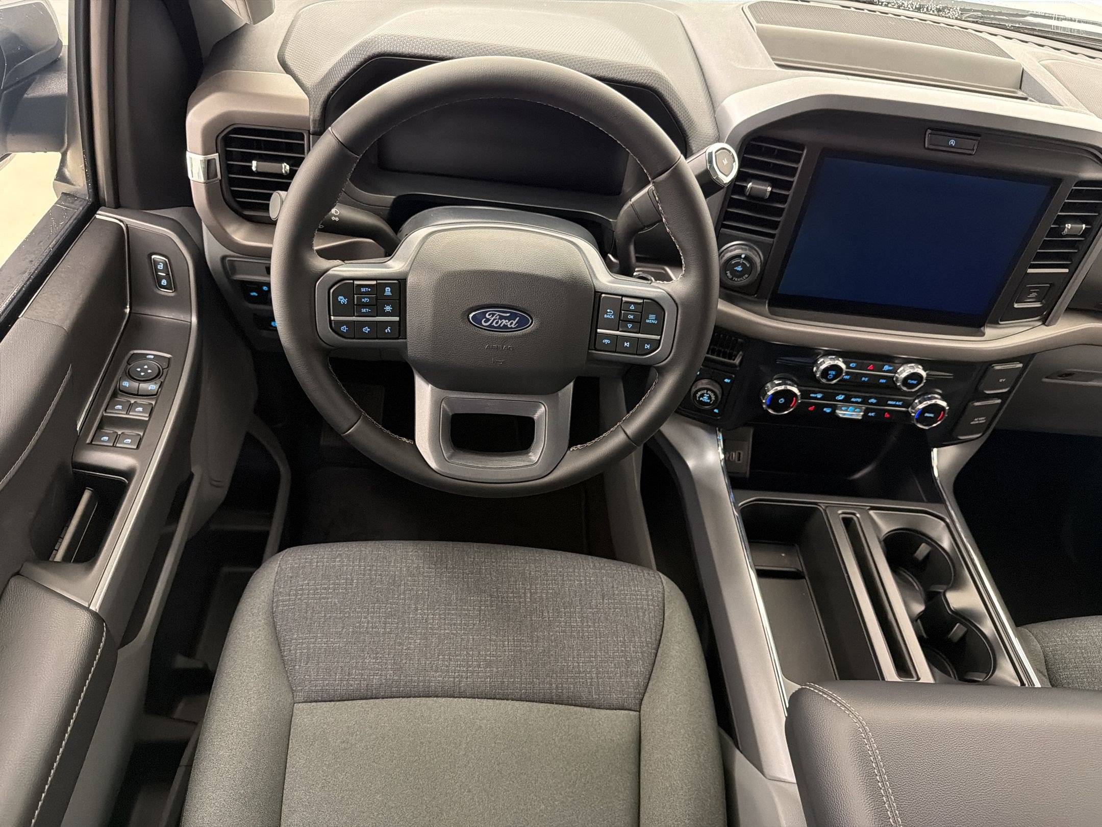 New 2026 Ford F150 XLT w/ Equipment Group 302A MID AWD/4WD image 25