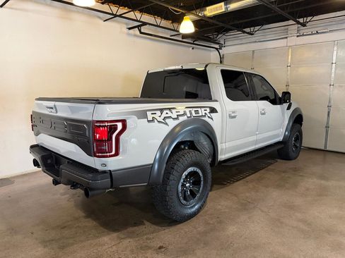 Used 2017 Ford F150 Raptor w/ Equipment Group 802A Luxury image 6