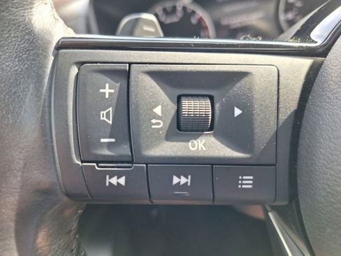 Used 2021 Nissan Rogue SL image 13