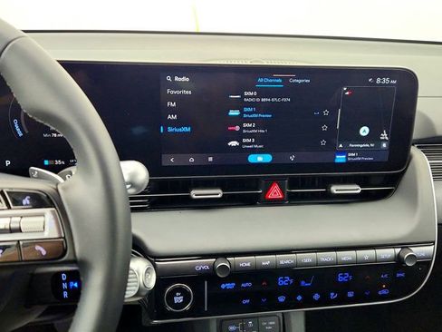 Used 2025 Hyundai Ioniq 5 SEL image 16