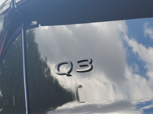 New 2026 Audi Q3 quattro 2.0T AWD/4WD image 7