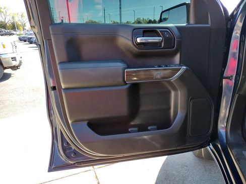 Used 2022 Chevrolet Silverado 1500 LT image 18