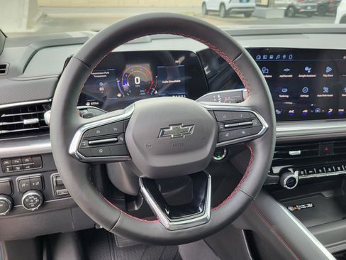 New 2026 Chevrolet Suburban RST image 17