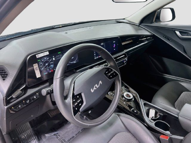 Certified 2025 Kia Niro Wind FWD image 9