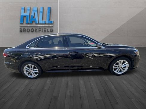 Used 2020 Volkswagen Passat 2.0T SE FWD image 6
