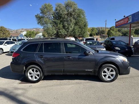 Used 2013 Subaru Outback 2.5i Premium w/ All-Weather Pkg image 3