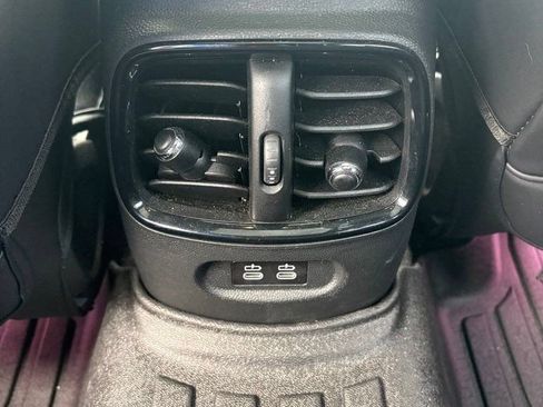 Used 2020 MINI Cooper Clubman S w/ Premium Package AWD/4WD image 18