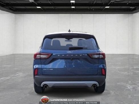 Used 2023 Ford Escape Active w/ Cold Weather Package FWD image 3
