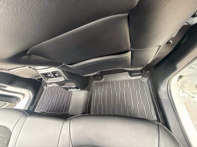 Used 2025 Ford Escape ST-Line AWD/4WD image 15