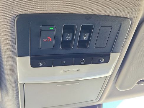 Used 2024 Mitsubishi Outlander SE image 30