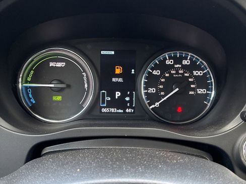 Used 2018 Mitsubishi Outlander SEL image 7