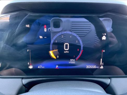Used 2025 Chevrolet TrailBlazer LT FWD image 26