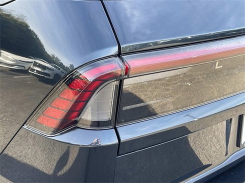 New 2025 Lincoln Navigator Reserve w/ Jet Appearance Package image 10