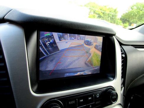 Used 2016 GMC Yukon XL SLE w/ Convenience Package AWD/4WD image 4