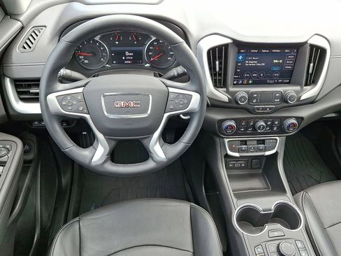 Used 2023 GMC Terrain SLT w/ Tech Package AWD/4WD image 13