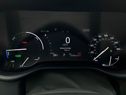 Used 2025 Toyota Sienna XLE image 16