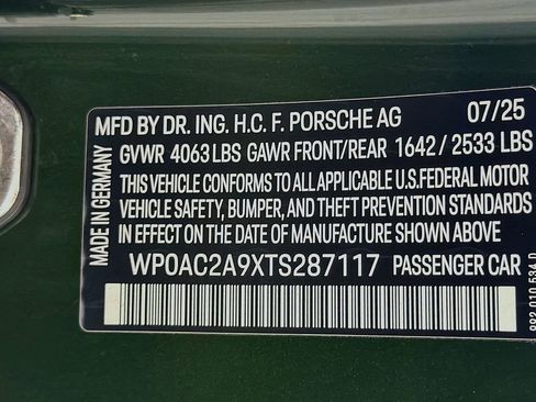 Certified 2026 Porsche 911 GT3 w/ Lightweight Package RWD image 32