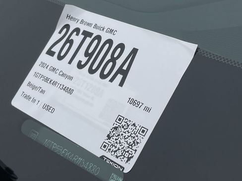 Used 2024 GMC Canyon Elevation w/ Convenience Package image 33