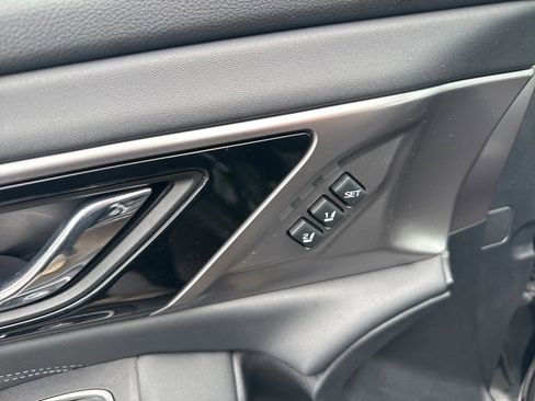 Used 2024 Subaru Outback Limited image 10