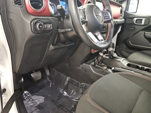 Used 2021 Jeep Wrangler Unlimited Rubicon w/ Cold Weather Group image 29