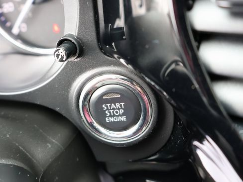 Used 2018 Mitsubishi Outlander ES image 19