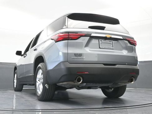 Used 2023 Chevrolet Traverse LS FWD image 56