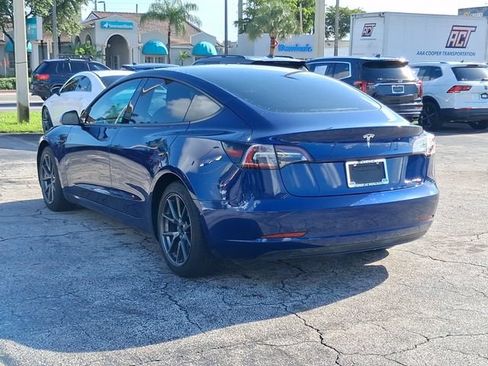 Used 2022 Tesla Model 3 Long Range AWD/4WD image 3