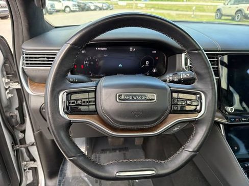 Used 2023 Jeep Grand Wagoneer Series II AWD/4WD image 14