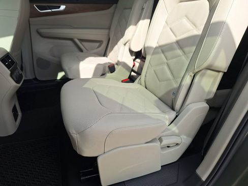 New 2026 Volkswagen Atlas SE image 22