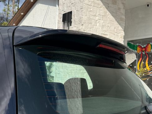 Used 2011 Volkswagen Golf 2-Door image 15