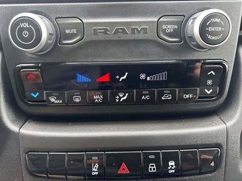 Used 2023 RAM ProMaster 3500 w/ Lane Management Group image 17