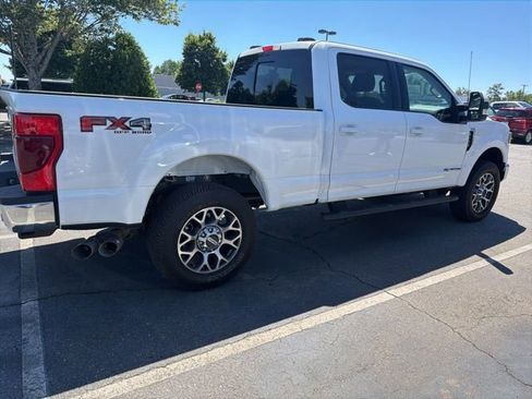 Used 2022 Ford F250 Lariat w/ Lariat Value Package AWD/4WD image 6