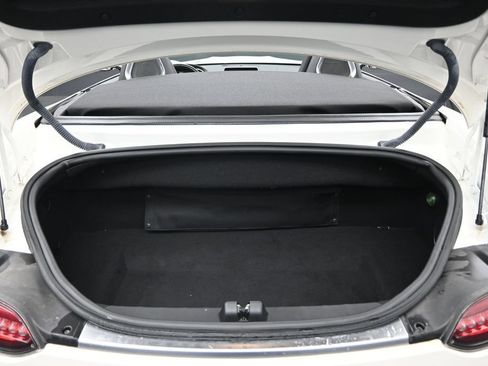 Used 2018 Mercedes-Benz AMG GT Roadster image 24