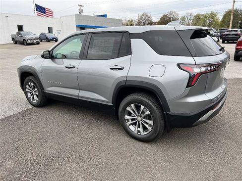 New 2026 Chevrolet Equinox LT AWD/4WD image 3