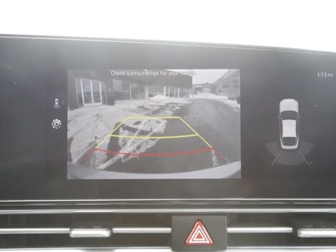 Used 2023 Hyundai Elantra Limited w/ Cargo Package image 24