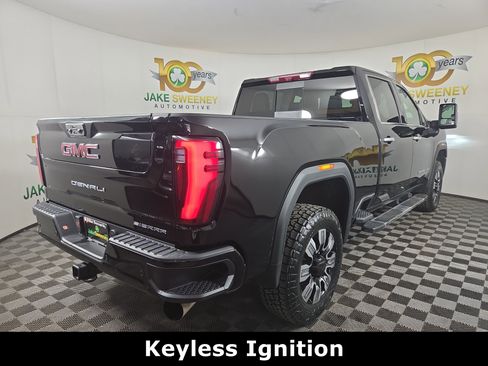 Used 2024 GMC Sierra 2500 Denali w/ Technology Package image 10