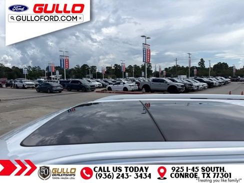 Used 2020 Ford Explorer Limited AWD/4WD image 6