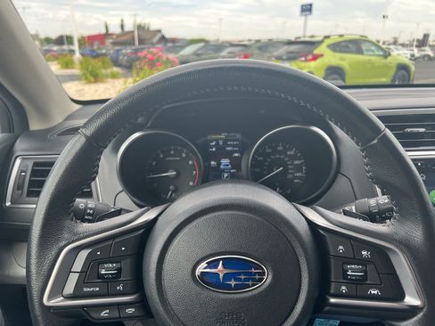 Used 2019 Subaru Outback 2.5i Premium AWD/4WD image 11