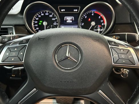 Used 2015 Mercedes-Benz ML 250 BlueTEC 4MATIC w/ Premium 1 Package image 15