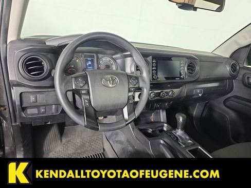 Used 2022 Toyota Tacoma SR image 10