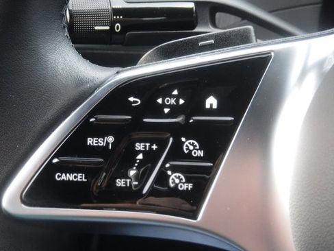 Used 2022 Mercedes-Benz C 300 4MATIC Sedan image 32