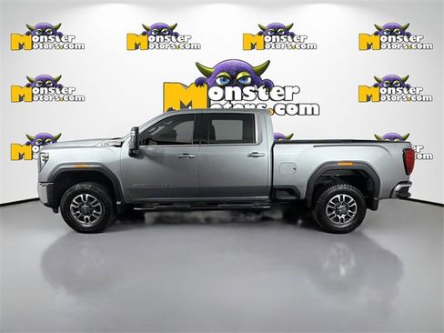 Used 2024 GMC Sierra 2500 SLE image 8