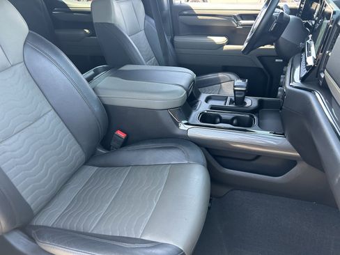 Certified 2025 Chevrolet Silverado 1500 ZR2 w/ Technology Package AWD/4WD image 10