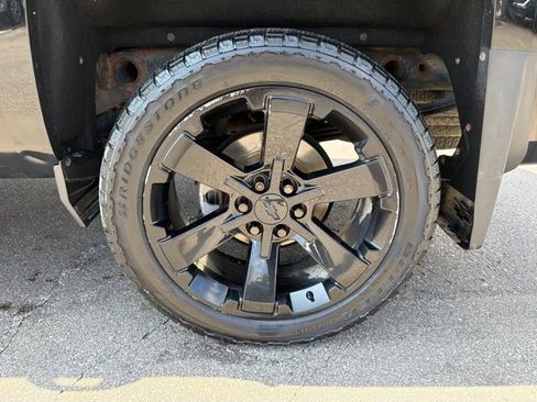 Used 2018 Chevrolet Silverado 1500 High Country AWD/4WD image 11