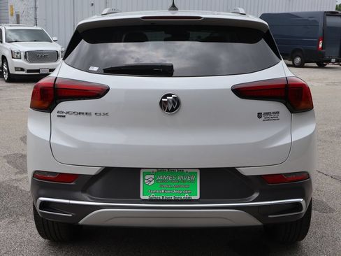 Used 2023 Buick Encore GX Essence w/ Experience Buick Package AWD/4WD image 4