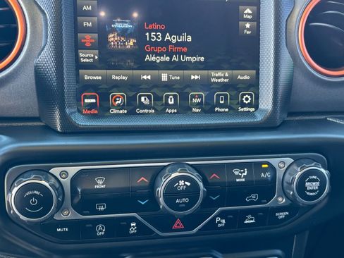 Used 2023 Jeep Gladiator Mojave w/ LED Lighting Group AWD/4WD image 25