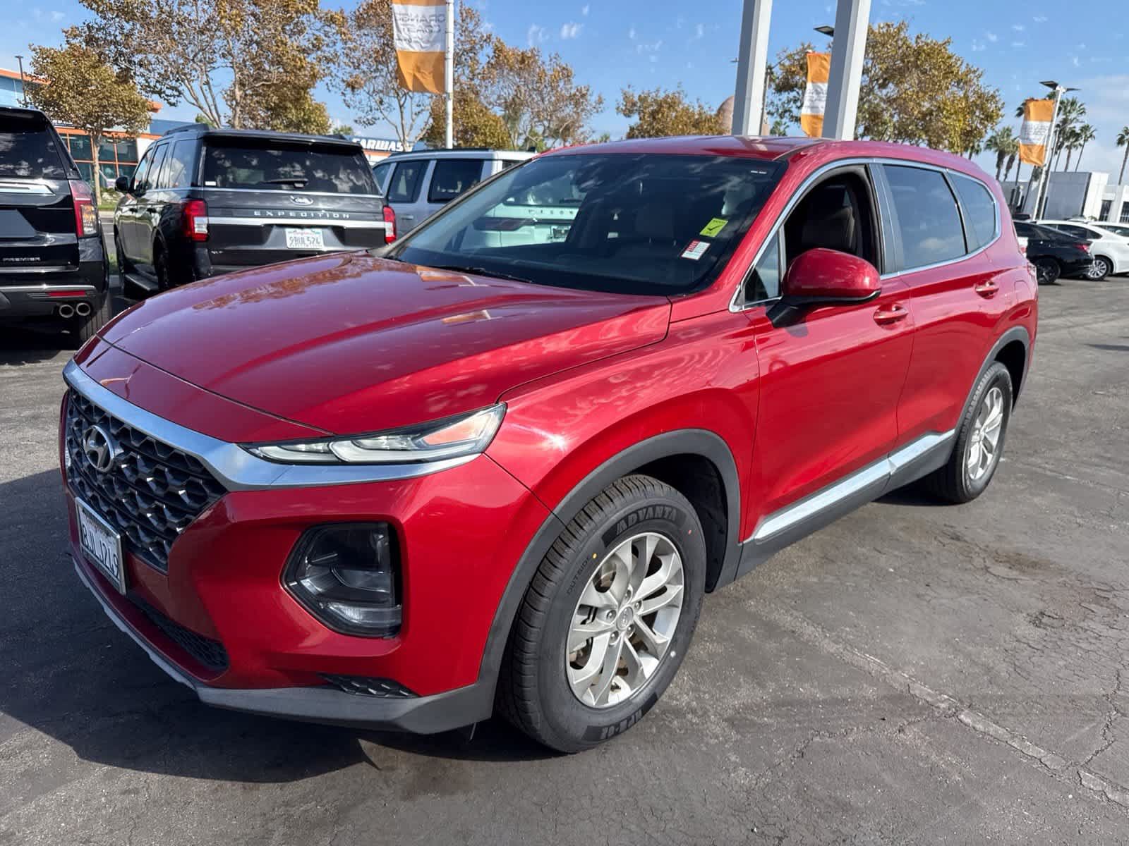 Used 2019 Hyundai Santa Fe SE FWD image 1