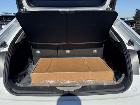 New 2026 Toyota Prius Limited image 9